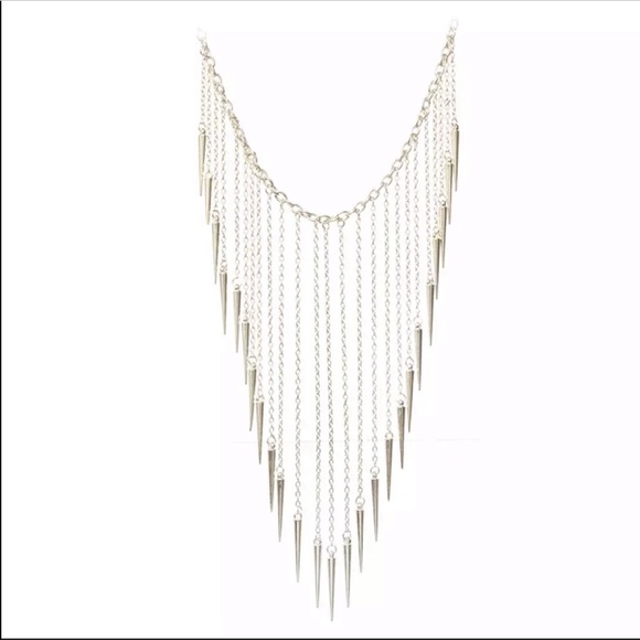 NEW SILVER FRINGE STATEMENT NECKLACE - Picture 2 of 3